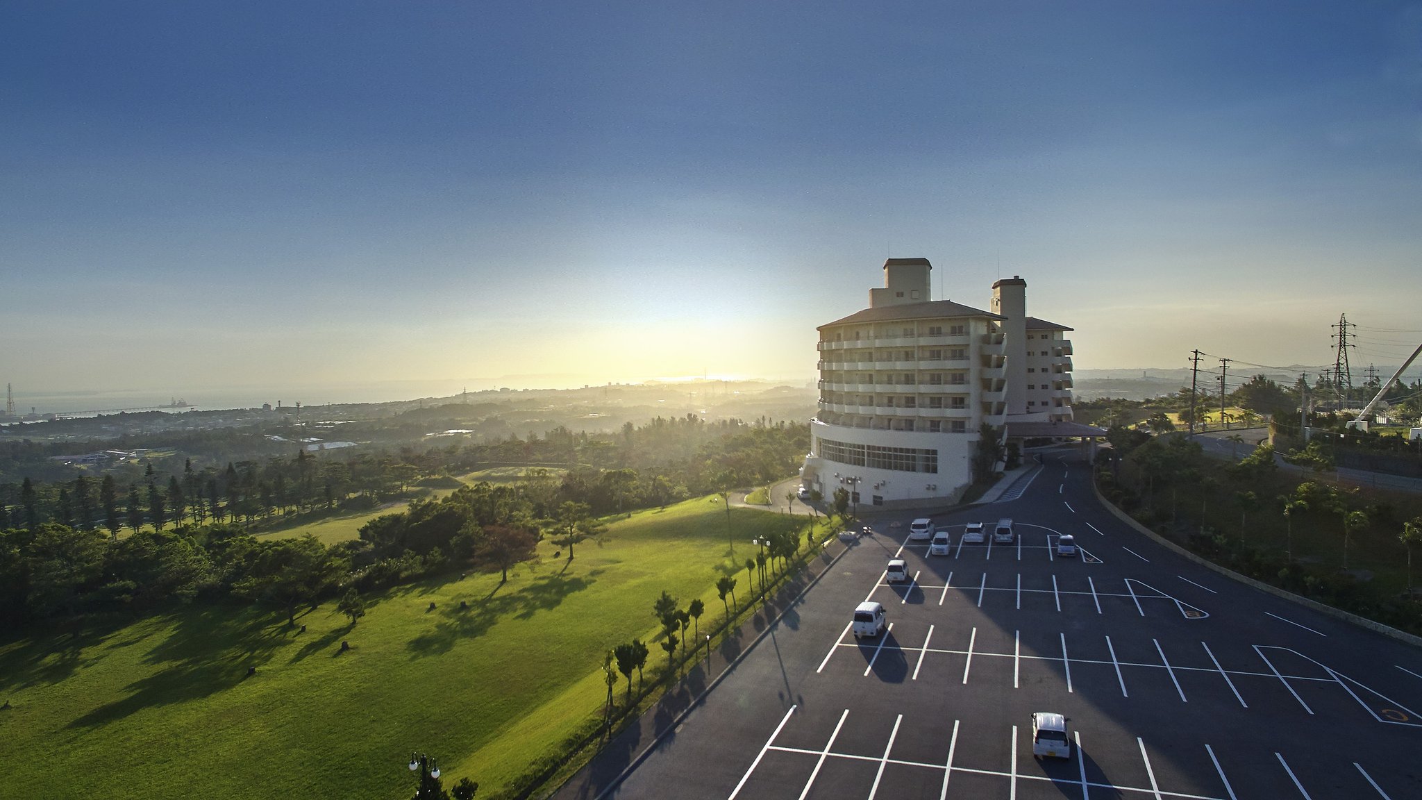 Images ANA Crowne Plaza Resort Okinawa Uruma Hills by IHG