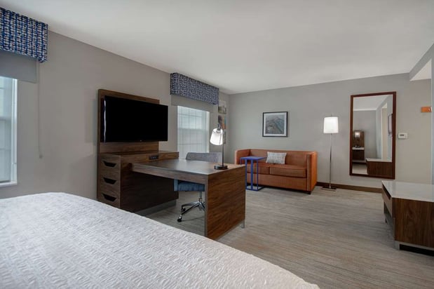 Images Hampton Inn & Suites Yonkers