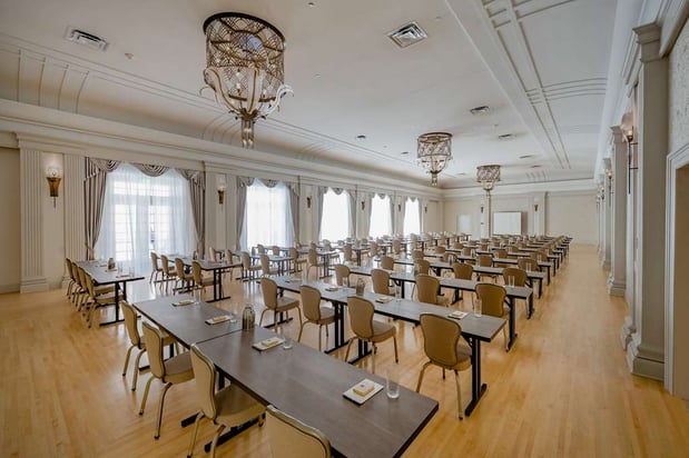 Images Hotel Fort Des Moines, Curio Collection by Hilton