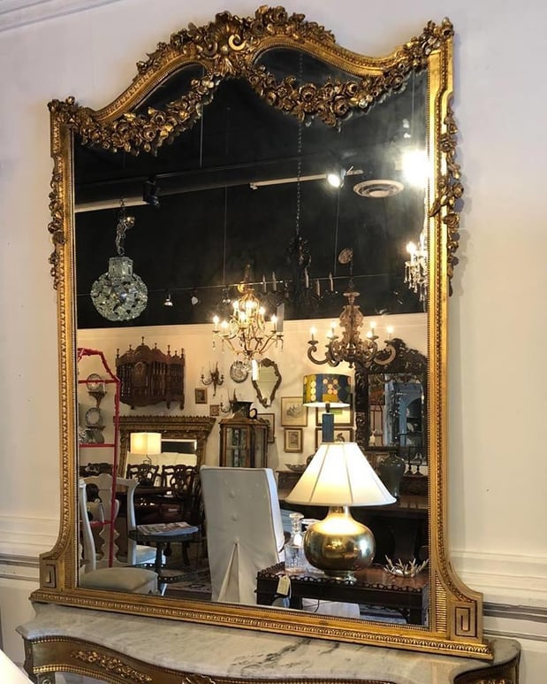 Images Mélange Fine Furniture Consignment