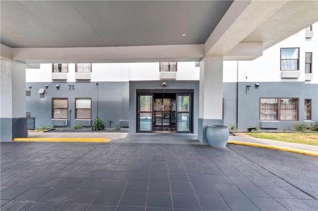 Images Spark by Hilton Corpus Christi Southeast