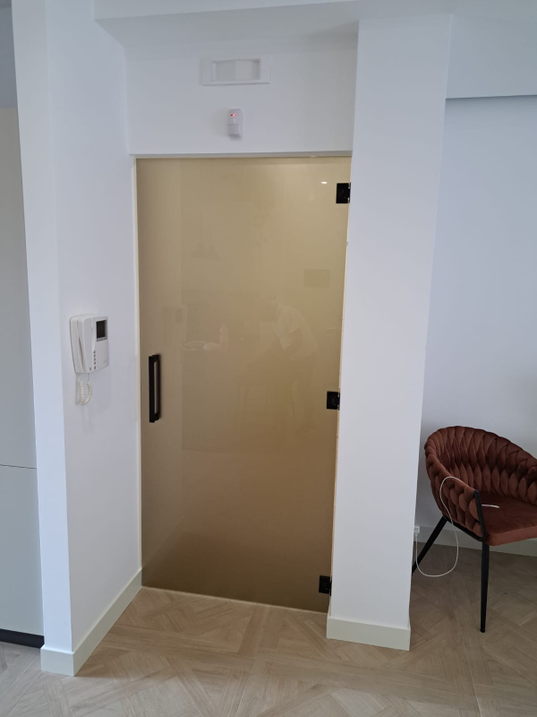 Images In.Vet.  Produzione Infissi e Vetri