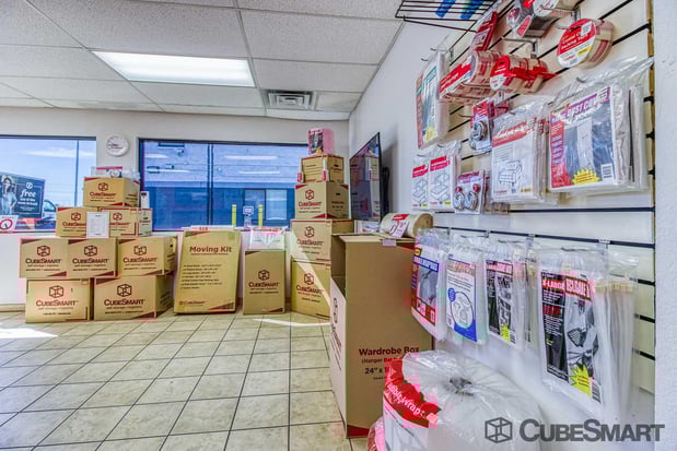 Images CubeSmart Self Storage