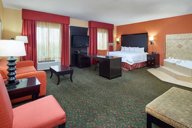 Images Hampton Inn & Suites Waco-South