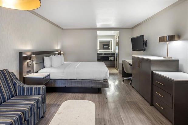 Images Best Western Plus Executive Suites