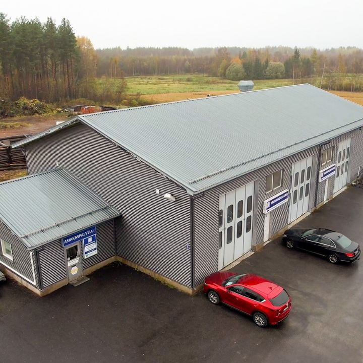 Images Autoklinikka Liminka, kolarikorjaus ja tuulilasin korjaus