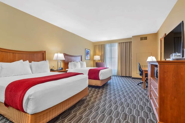 Images Best Western Plus Swiss Chalet Hotel & Suites