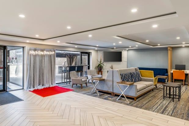 Images Holiday Inn Express Chicago-Downers Grove by IHG