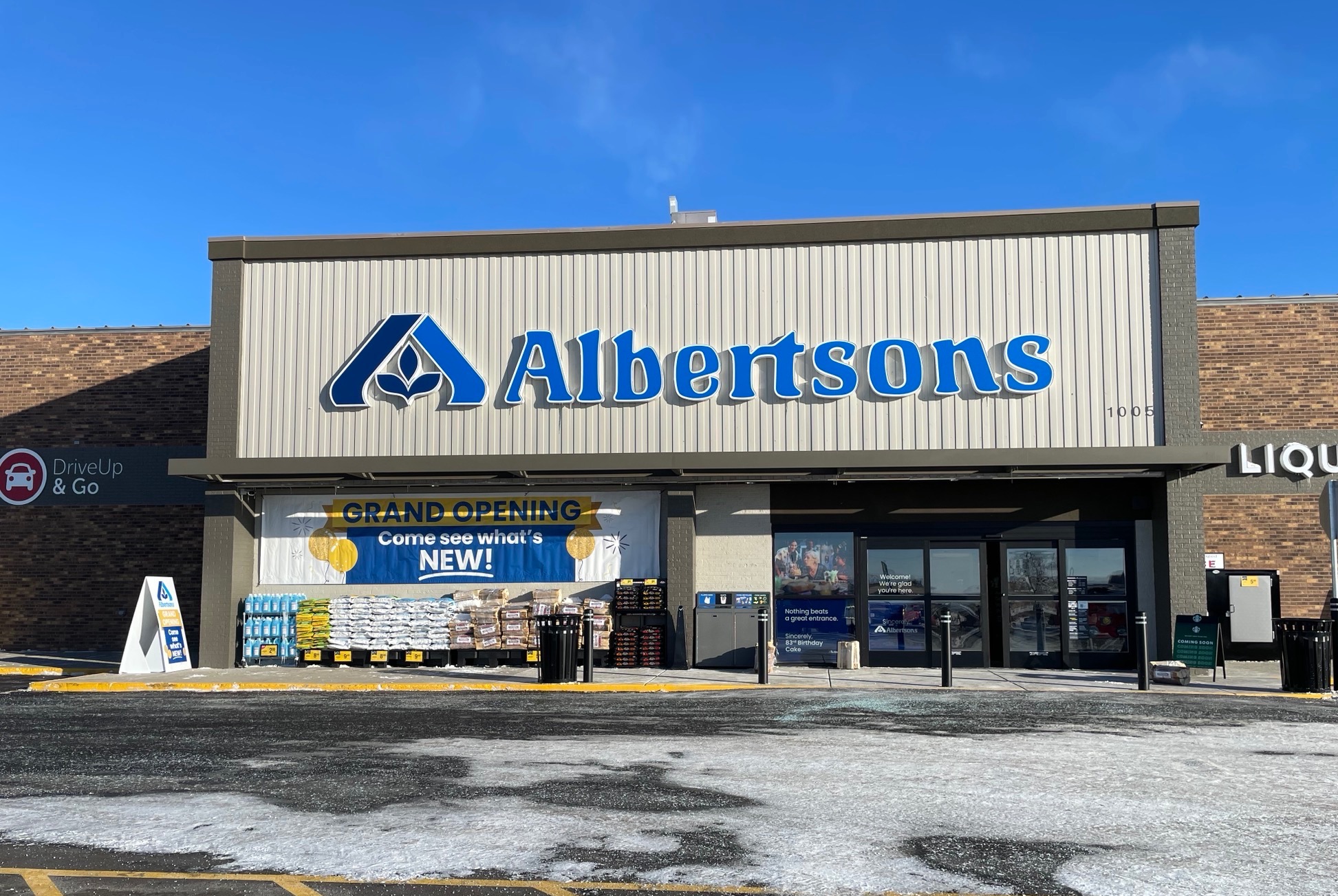 Western Union Teams With Albertsons For Money Transfer 