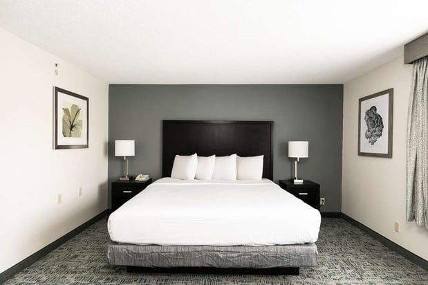 Images Best Western Inn & Suites San Diego – Zoo/SeaWorld Area