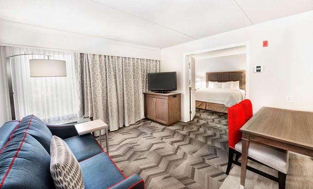 Images Hampton Inn & Suites Atlanta-Galleria