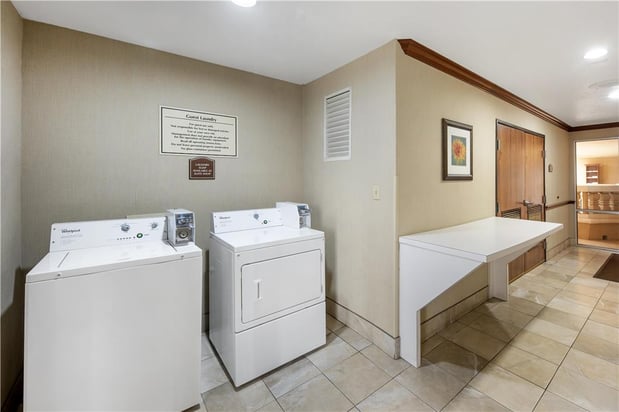 Images Best Western Plus Atrium Inn