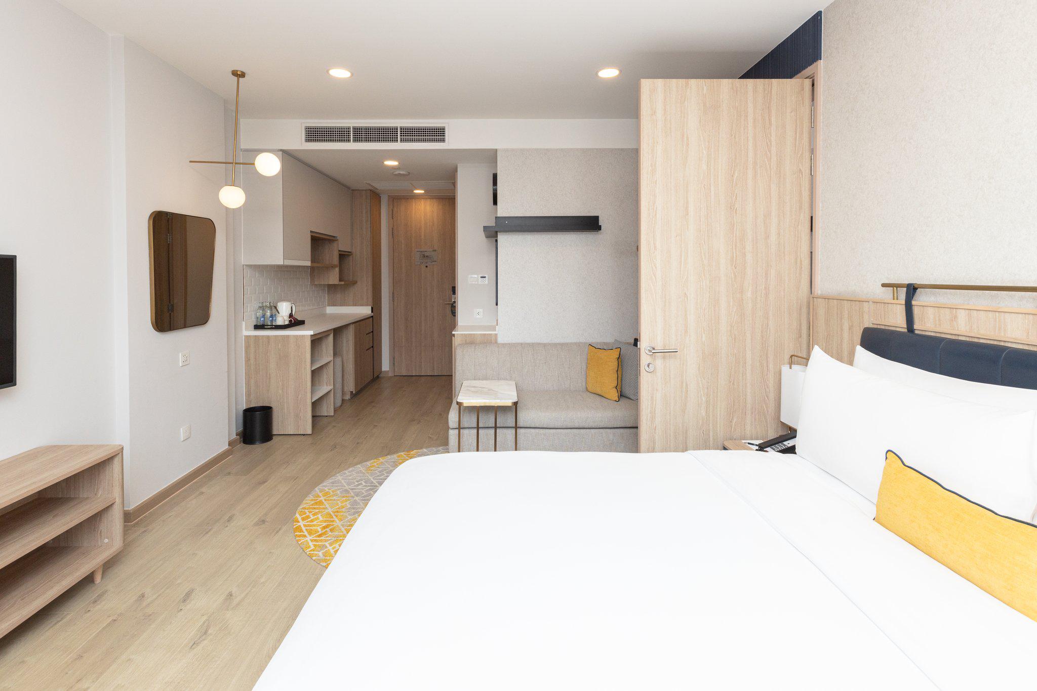 Staybridge Suites Bangkok Thonglor by IHG