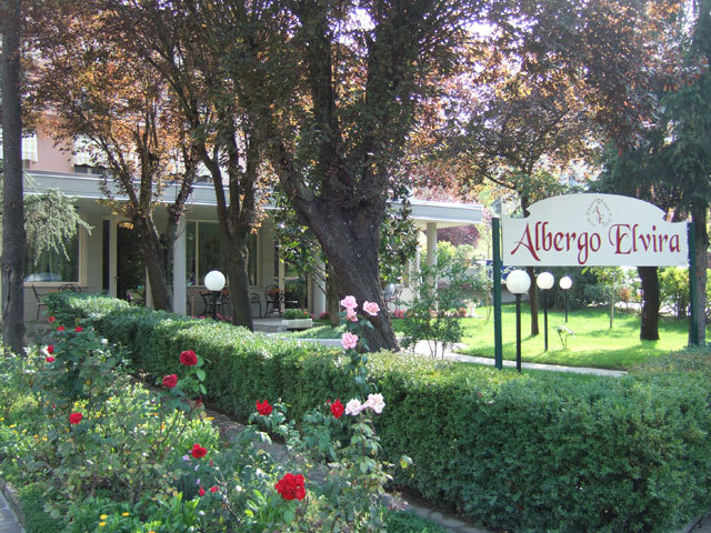 Images Albergo Elvira