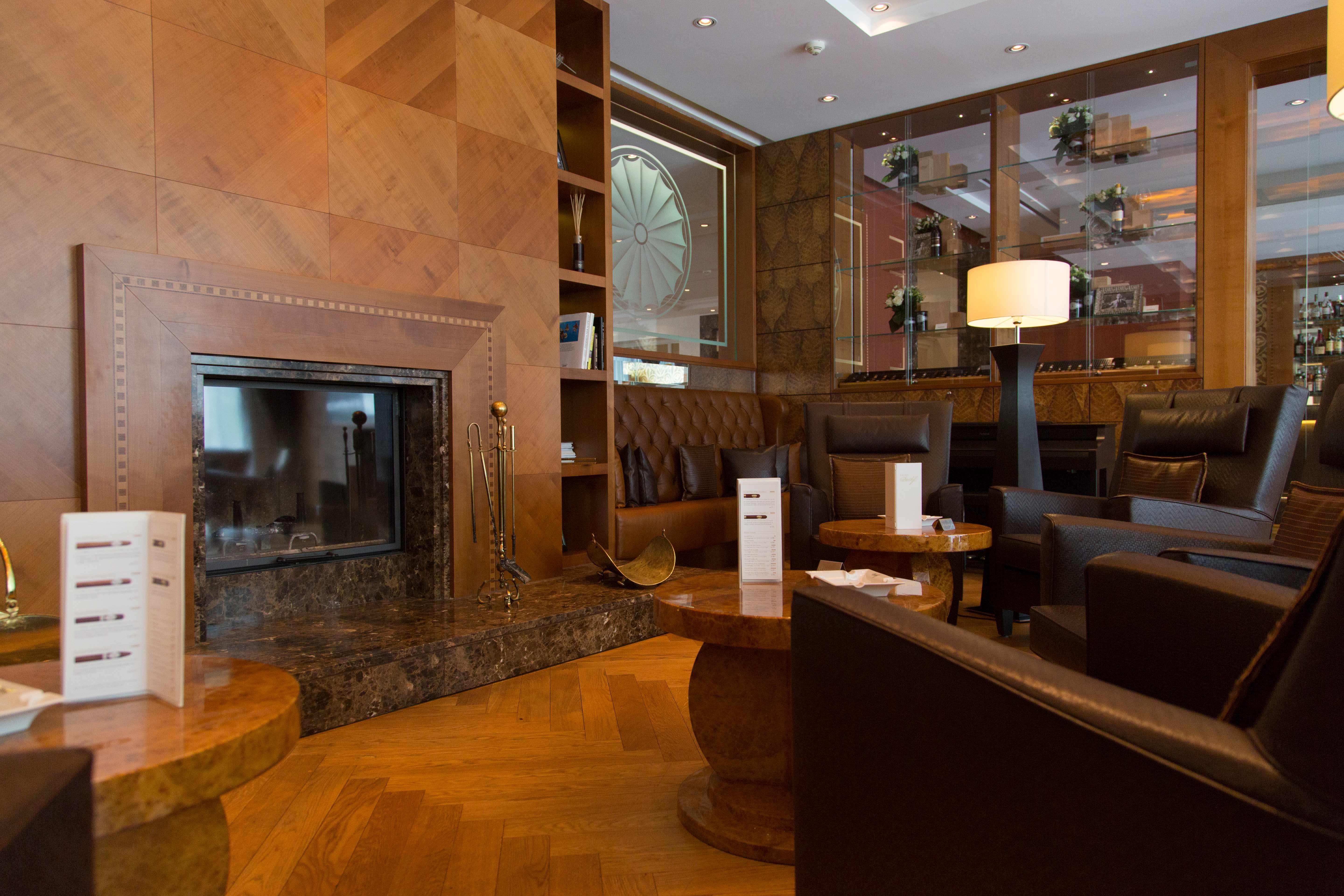 Hossmann & Sohn AG, Compognastrasse 33 in Thusis