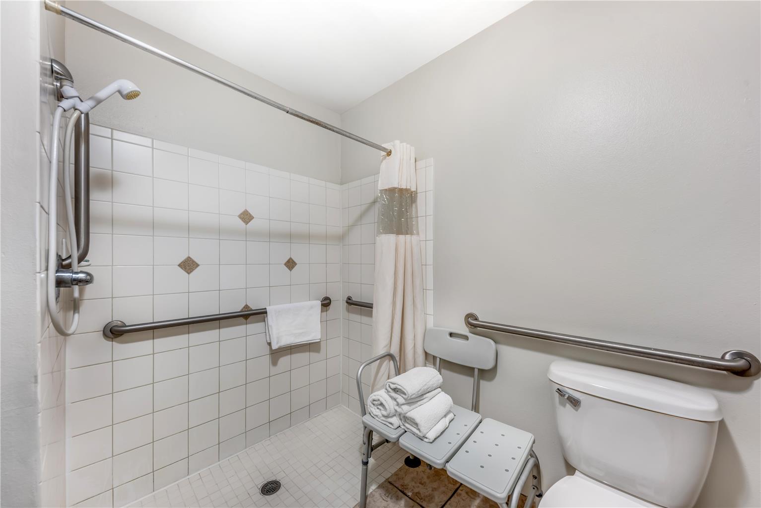 Accessible King Bath