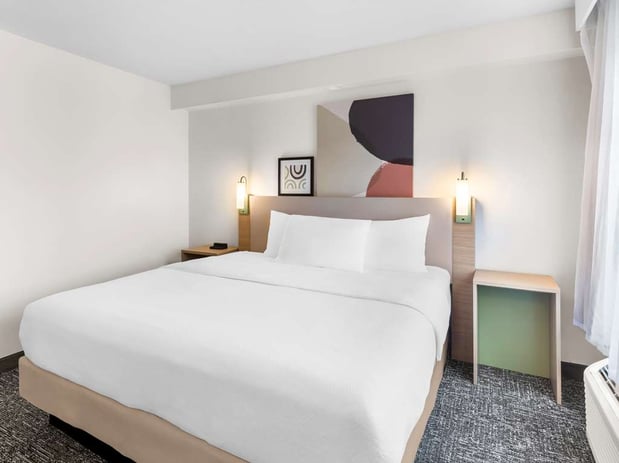 Images Spark by Hilton Augusta