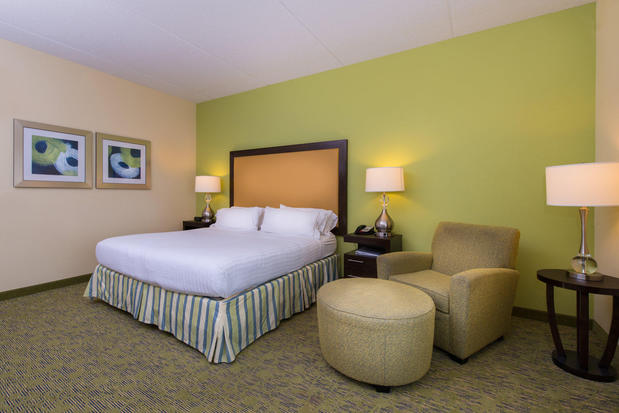 Images Holiday Inn Express & Suites Dickson City - Scranton, an IHG Hotel