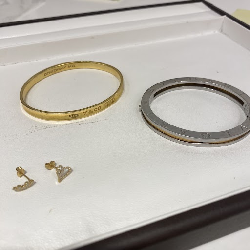 Images 買取専門店  KOMEHYO  (コメ兵)  広島三越