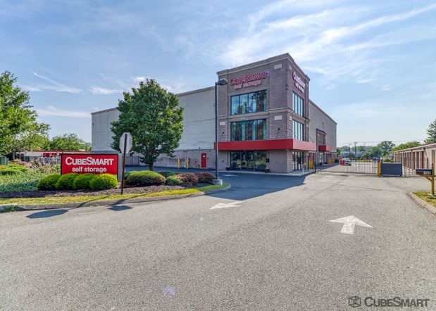 Images CubeSmart Self Storage