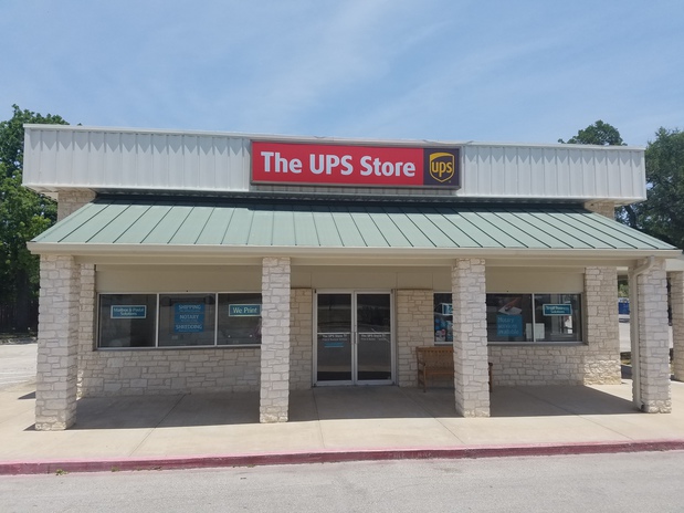 Images The UPS Store
