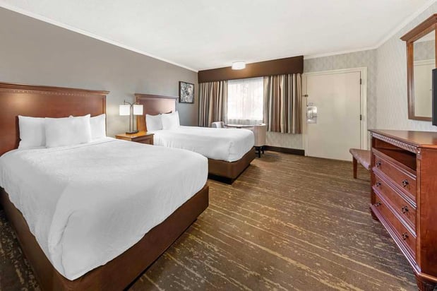 Images Best Western Plus Black Oak