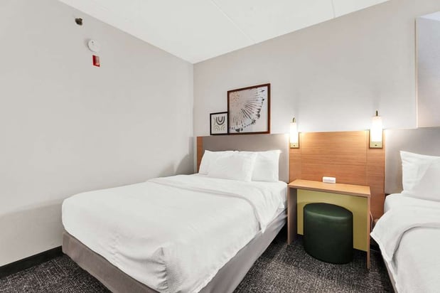 Images Spark by Hilton Plymouth