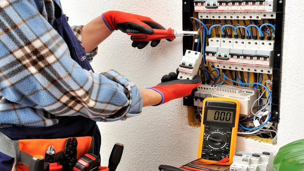 Images Fast Fix Electrician San Diego