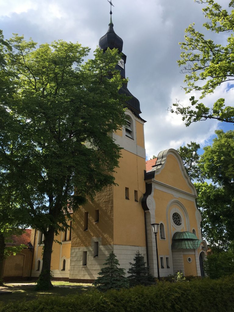 Kirche Hohen Neuendorf - Ev. Kirchengemeinde Hohen Neuendorf-Stolpe, Berliner Straße 40 in Hohen Neuendorf