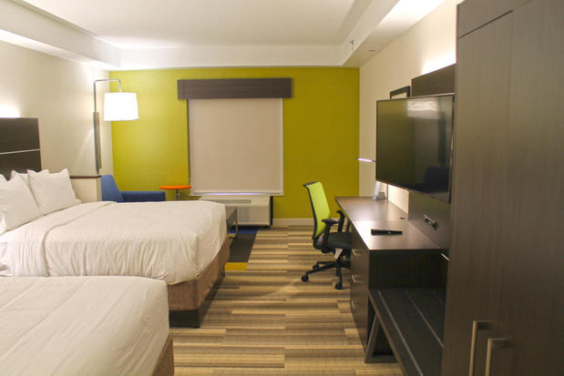 Images Holiday Inn Express & Suites St. Louis South - I-55 by IHG