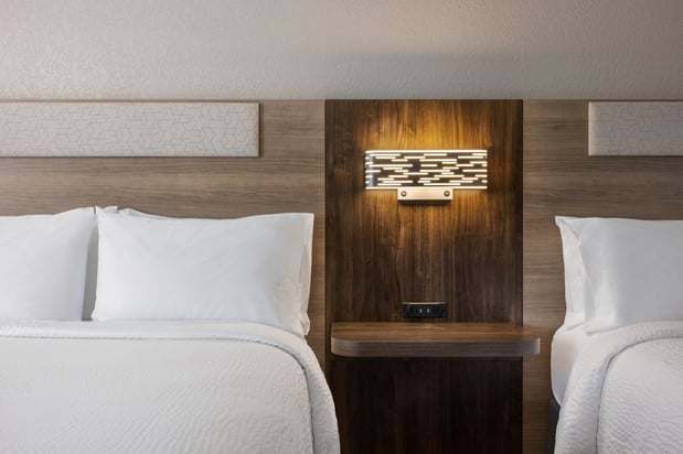 Images Holiday Inn Express & Suites Indianapolis W - Airport Area by IHG