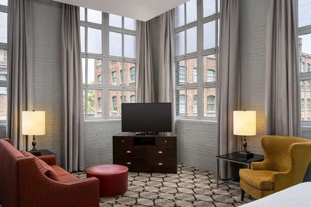 Images Hampton Inn & Suites New Orleans-Convention Center