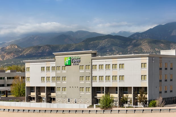 Images Holiday Inn Express & Suites Colorado Springs Central by IHG