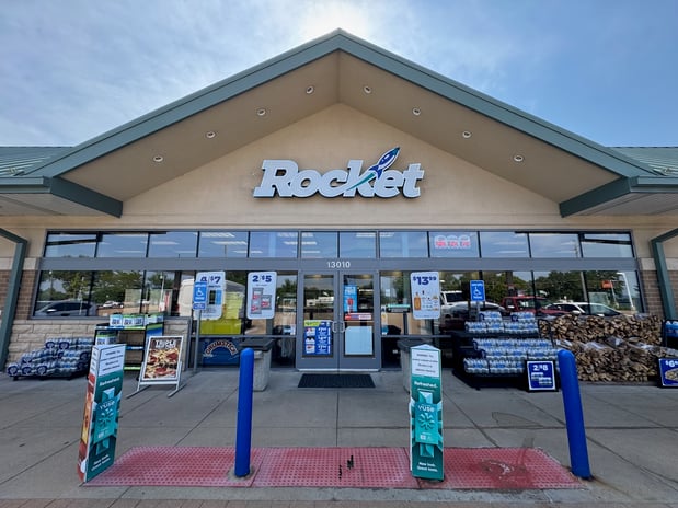 Images CoinFlip Bitcoin ATM - Rocket #4221 (St. Louis)