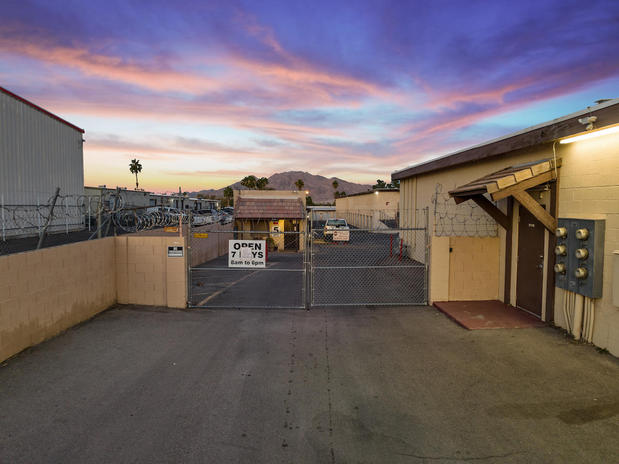 Images Mini Price Self Storage