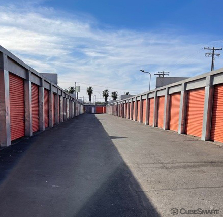 Images CubeSmart Self Storage