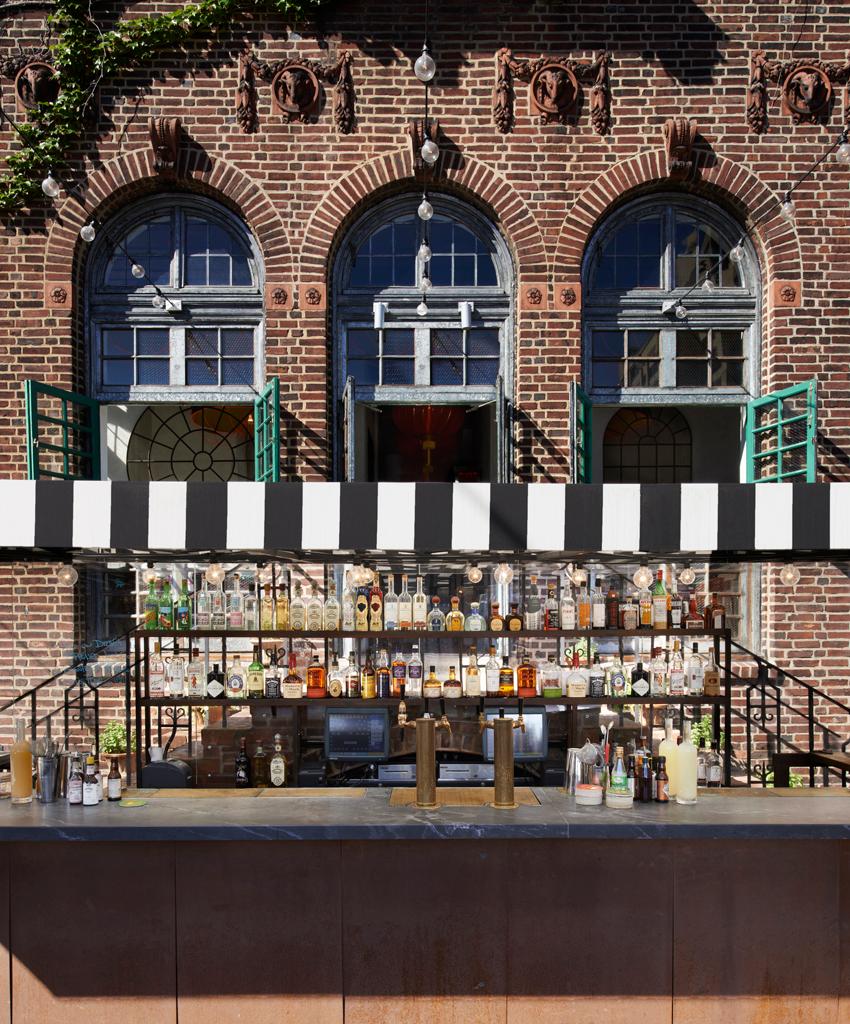 Artie's Backroom & Rooftop