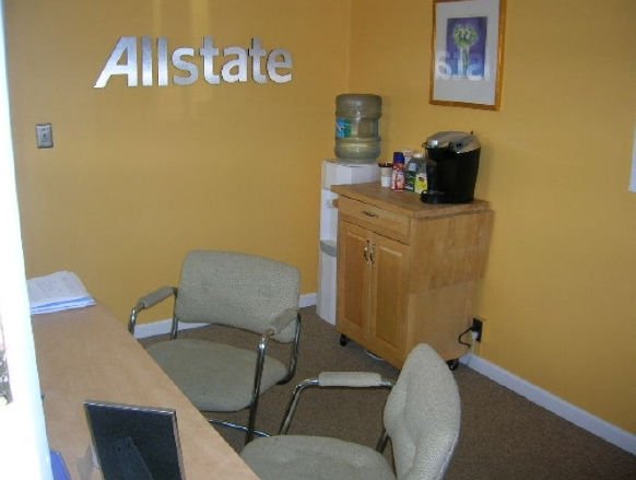 Images Michael Garcia: Allstate Insurance