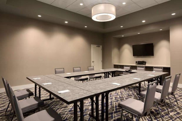 Images Embassy Suites by Hilton Kansas City Olathe