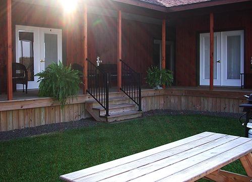 Images Redwood Inn & Suites