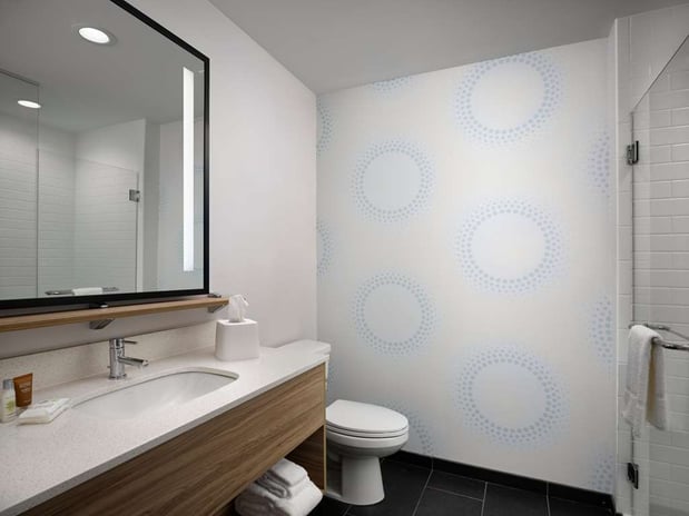 Images Tru by Hilton Tupelo