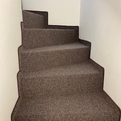 Treppenböden