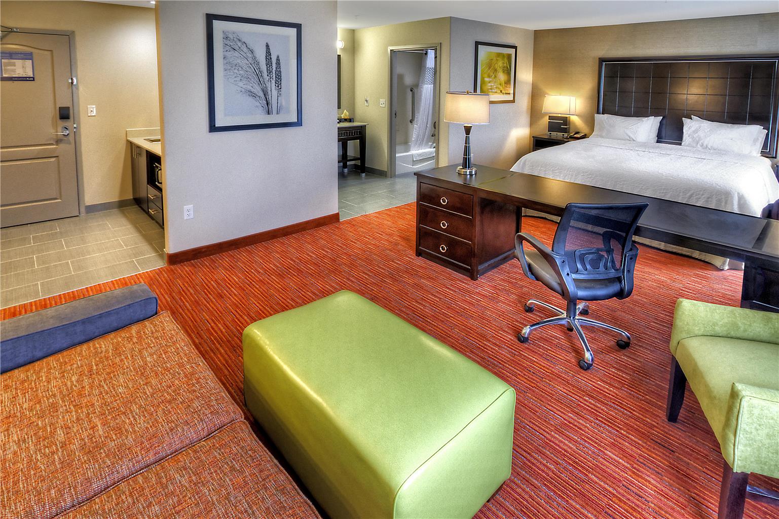 Guest room