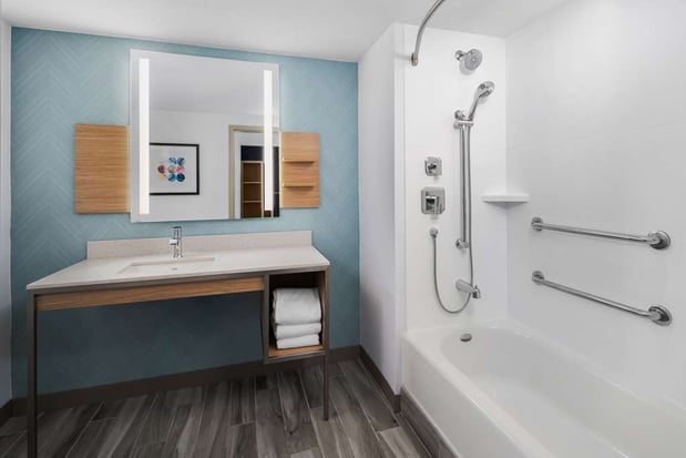 Images Hilton Garden Inn Rockaway