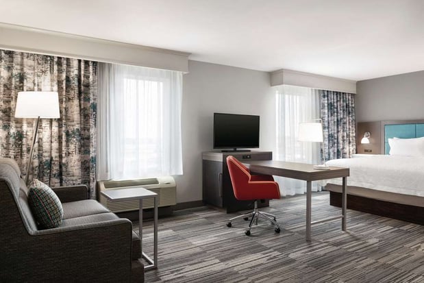 Images Hampton Inn Champaign Southwest