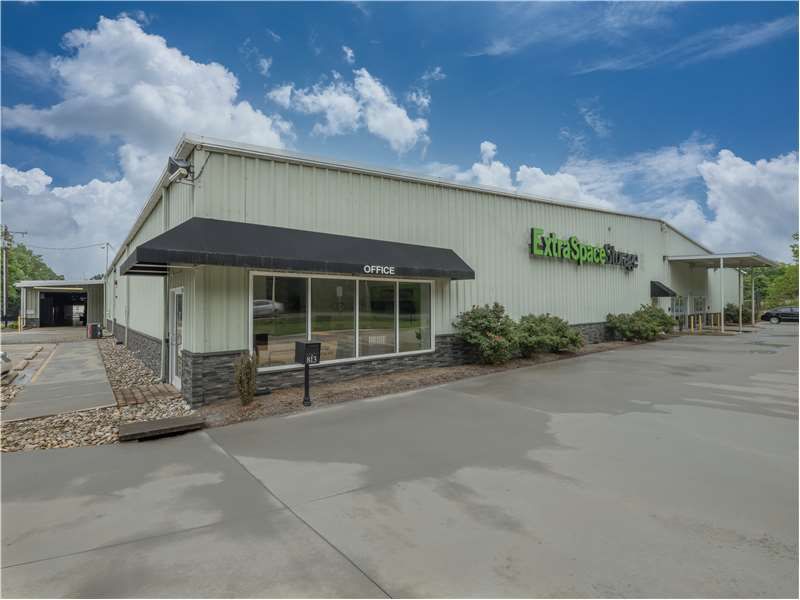 Beauty Image - Extra Space Storage at 813 W Center St, Mebane, NC 27302