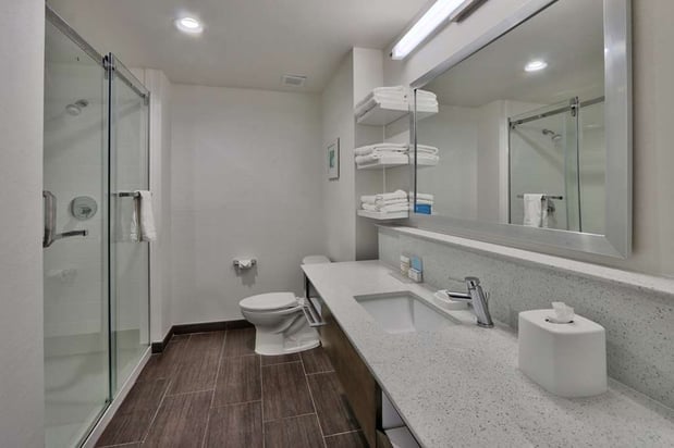 Images Hampton Inn & Suites Guthrie