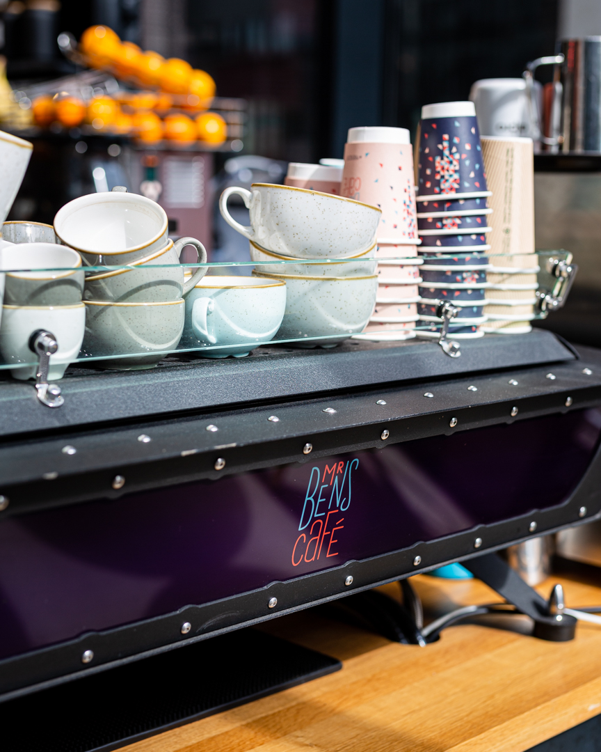 MR. BENS Café Düsseldorf, Gustaf-Gründgens-Platz 9 A in Düsseldorf