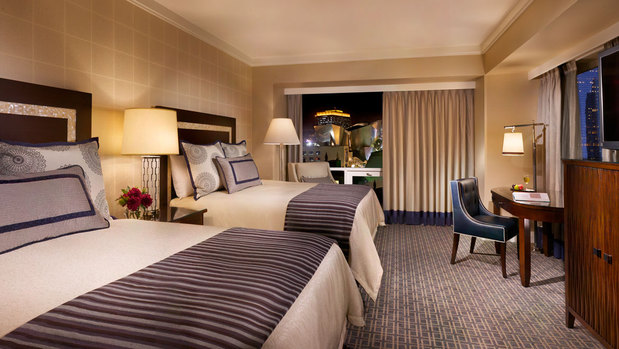 Images Omni Los Angeles Hotel at California Plaza