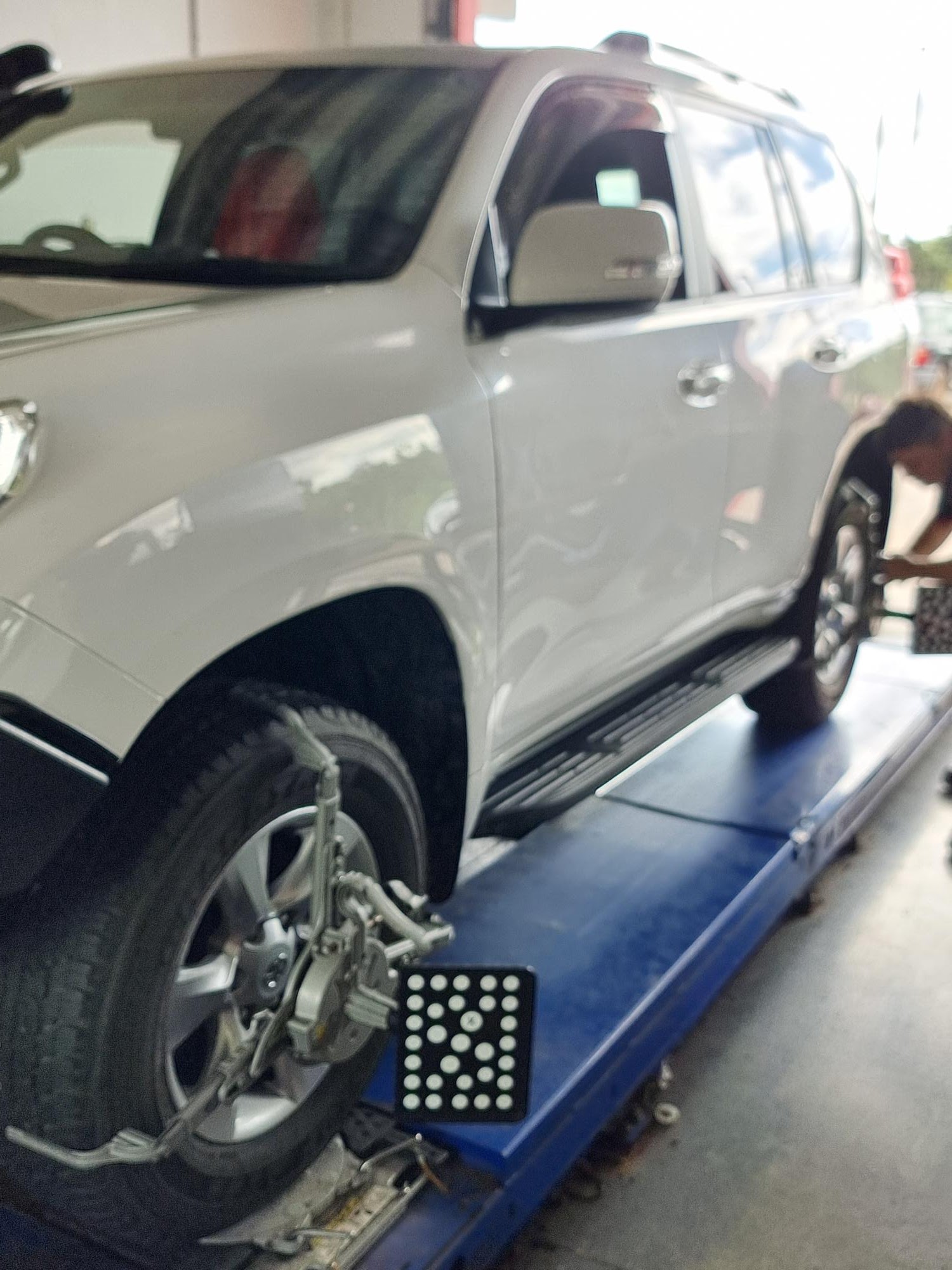 Images Bridgestone Select Tyre & Auto Deeragun
